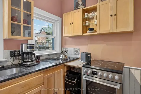 494 Charlotte Street Peterborough ON K9J 2W3