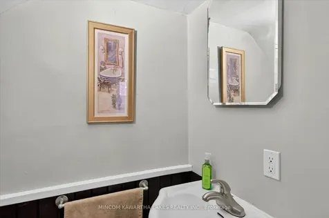 494 Charlotte Street Peterborough ON K9J 2W3