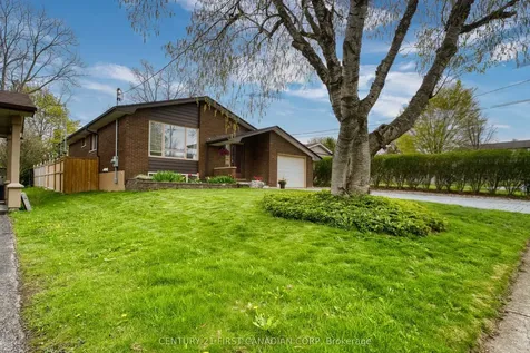 31 Brenlyn Court Hamilton ON L9C 4N8