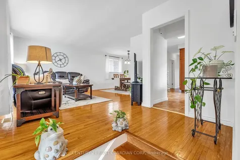 31 Brenlyn Court Hamilton ON L9C 4N8
