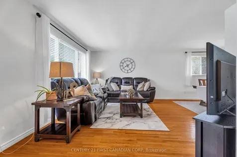 31 Brenlyn Court Hamilton ON L9C 4N8
