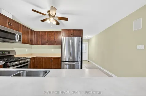 32 Woodburn Avenue St. Catharines ON L2P 0B8