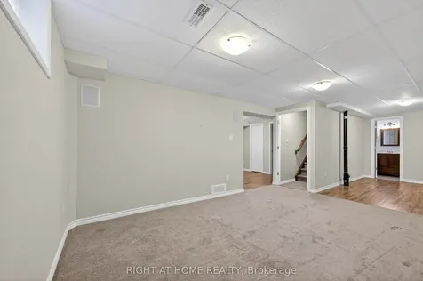 32 Woodburn Avenue St. Catharines ON L2P 0B8