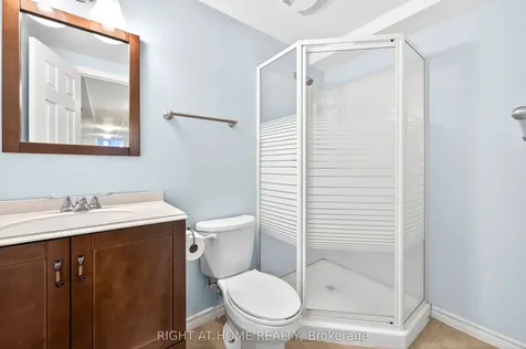 32 Woodburn Avenue St. Catharines ON L2P 0B8