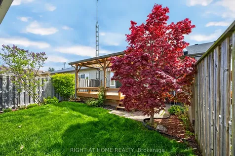 32 Woodburn Avenue St. Catharines ON L2P 0B8