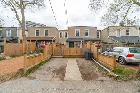 66 St Andrews Street Cambridge ON N1S 1M4
