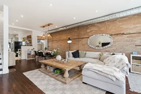 66 St Andrews Street Cambridge ON N1S 1M4