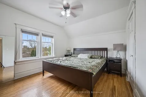 9 Spadina Road E Kitchener ON N2M 3X2