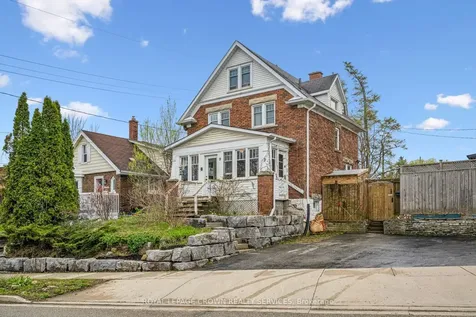 9 Spadina Road E Kitchener ON N2M 3X2
