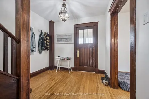 9 Spadina Road E Kitchener ON N2M 3X2