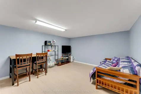 717 Ridley Drive Kingston ON K7P 2A3