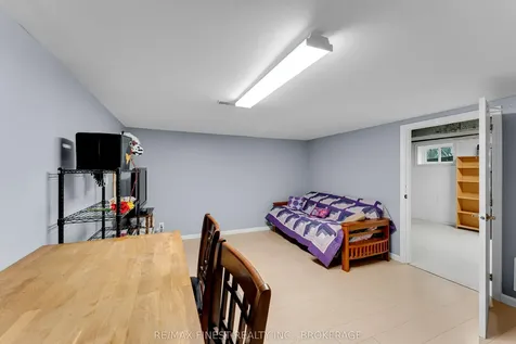 717 Ridley Drive Kingston ON K7P 2A3