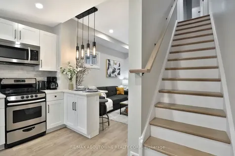 31-33 Hawthorne Avenue Hamilton ON L8P 4P7