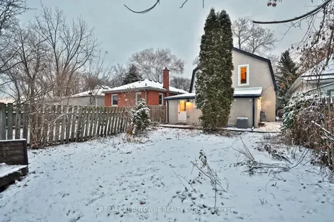 31-33 Hawthorne Avenue Hamilton ON L8P 4P7