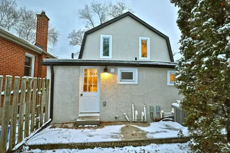 31-33 Hawthorne Avenue Hamilton ON L8P 4P7