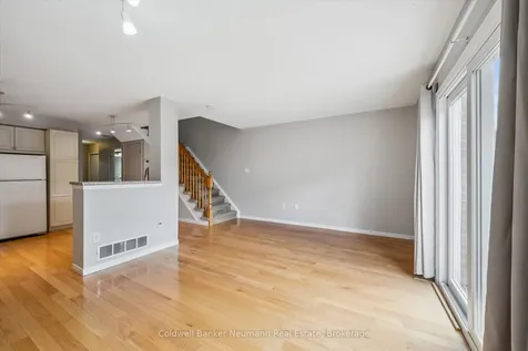 124 Gosling Gardens Guelph ON N1G 5K6