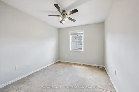 124 Gosling Gardens Guelph ON N1G 5K6