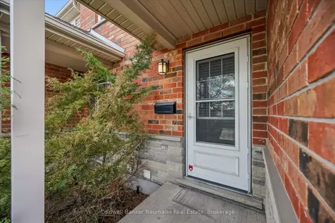 124 Gosling Gardens Guelph ON N1G 5K6