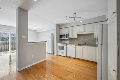124 Gosling Gardens Guelph ON N1G 5K6