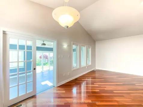 32 Michaela Crescent Pelham ON L0S 1E4