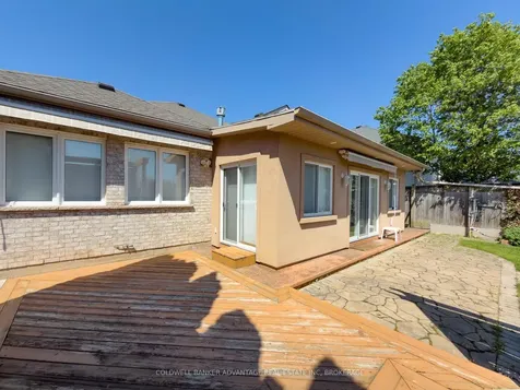 32 Michaela Crescent Pelham ON L0S 1E4