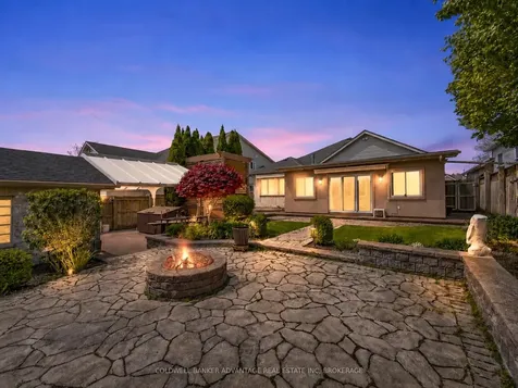 32 Michaela Crescent Pelham ON L0S 1E4