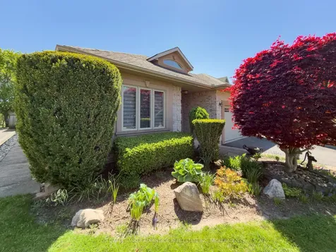 32 Michaela Crescent Pelham ON L0S 1E4