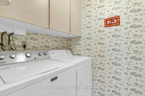 19 Woodlawn Road E Guelph ON N1H 7B1