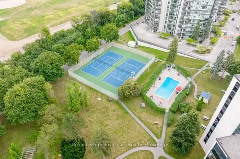 19 Woodlawn Road E Guelph ON N1H 7B1