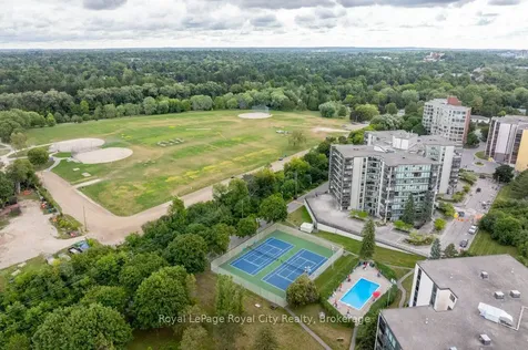 19 Woodlawn Road E Guelph ON N1H 7B1