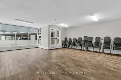 19 Woodlawn Road E Guelph ON N1H 7B1