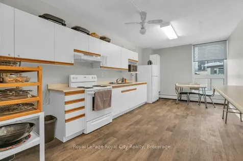 19 Woodlawn Road E Guelph ON N1H 7B1