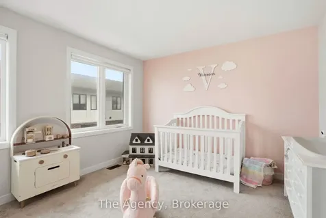 59 Markle Crescent Hamilton ON L9G 0H3