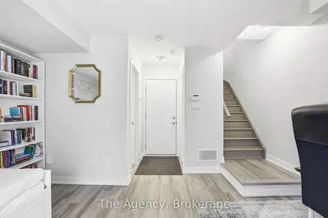 59 Markle Crescent Hamilton ON L9G 0H3