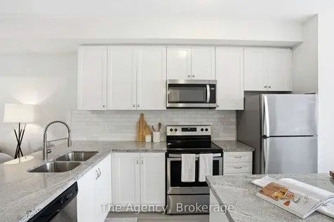 59 Markle Crescent Hamilton ON L9G 0H3