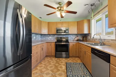 32 Dorland Drive Greater Napanee ON K7R 3K7
