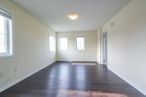 8485 Primrose Lane Niagara Falls ON L2H 0K8