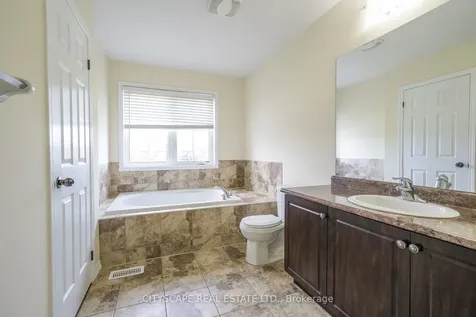 8485 Primrose Lane Niagara Falls ON L2H 0K8