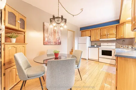 1608 Parkwood Drive North Bay ON P1B 4R4