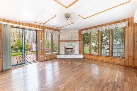 1608 Parkwood Drive North Bay ON P1B 4R4