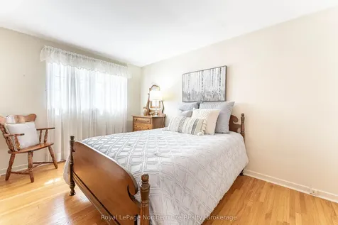 1608 Parkwood Drive North Bay ON P1B 4R4