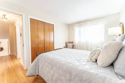 1608 Parkwood Drive North Bay ON P1B 4R4