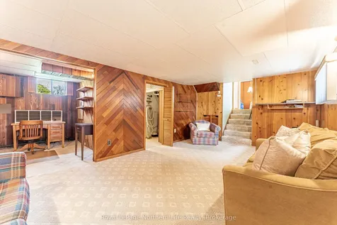 1608 Parkwood Drive North Bay ON P1B 4R4