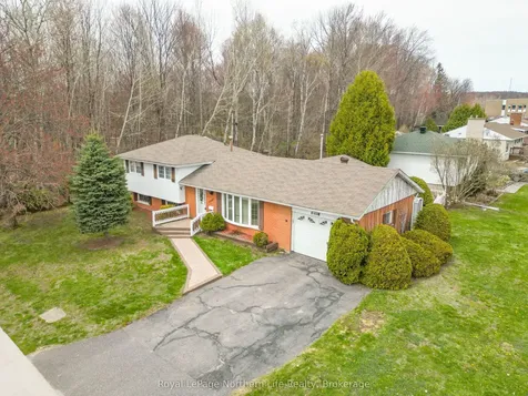 1608 Parkwood Drive North Bay ON P1B 4R4