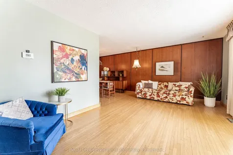 1608 Parkwood Drive North Bay ON P1B 4R4
