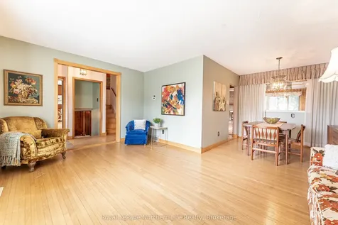 1608 Parkwood Drive North Bay ON P1B 4R4