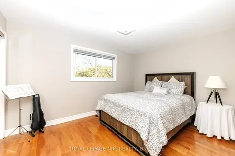 60 Millbridge Crescent Pelham ON L3E 0E8