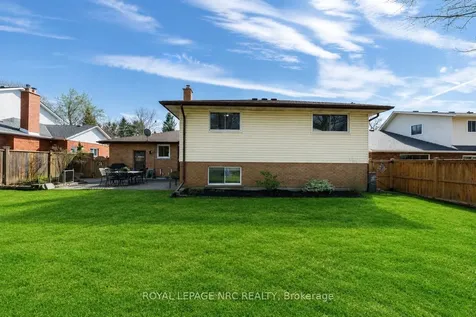 60 Millbridge Crescent Pelham ON L3E 0E8