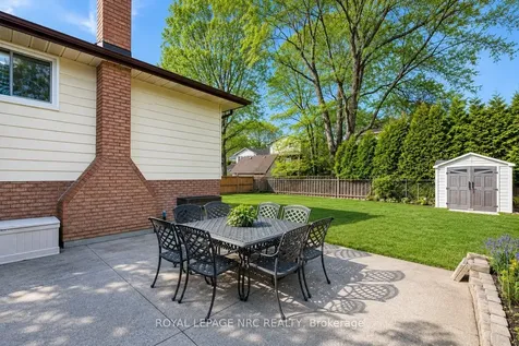 60 Millbridge Crescent Pelham ON L3E 0E8