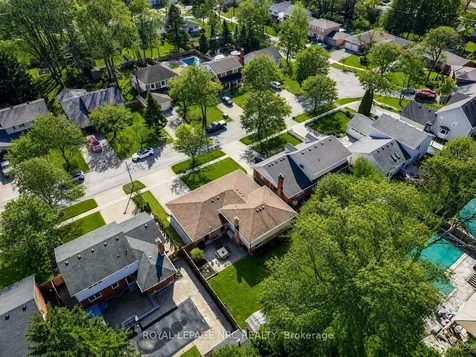 60 Millbridge Crescent Pelham ON L3E 0E8